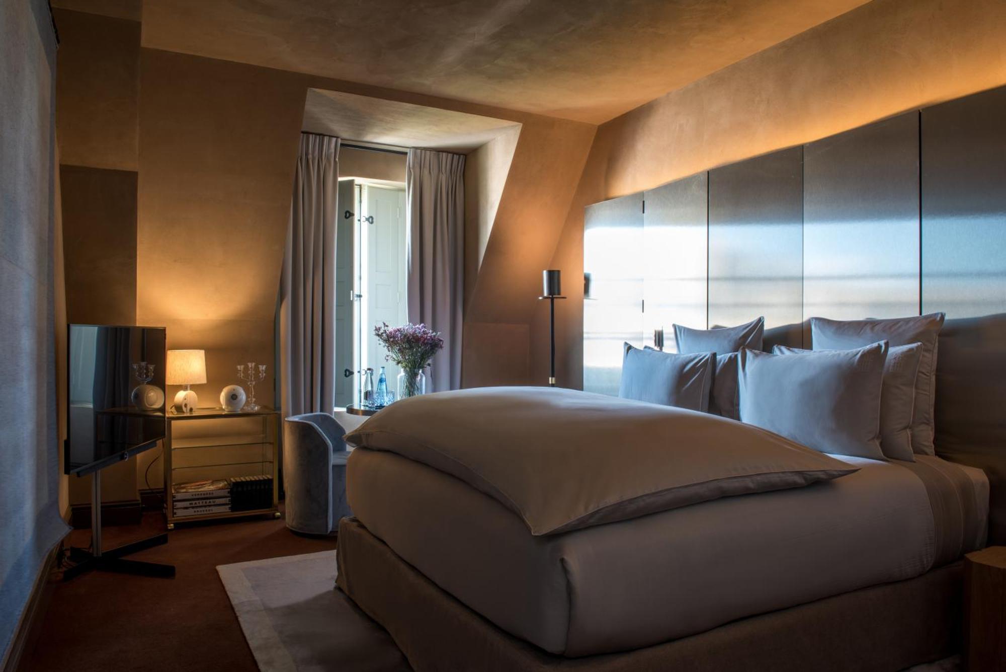 Connecting Deluxe Rooms